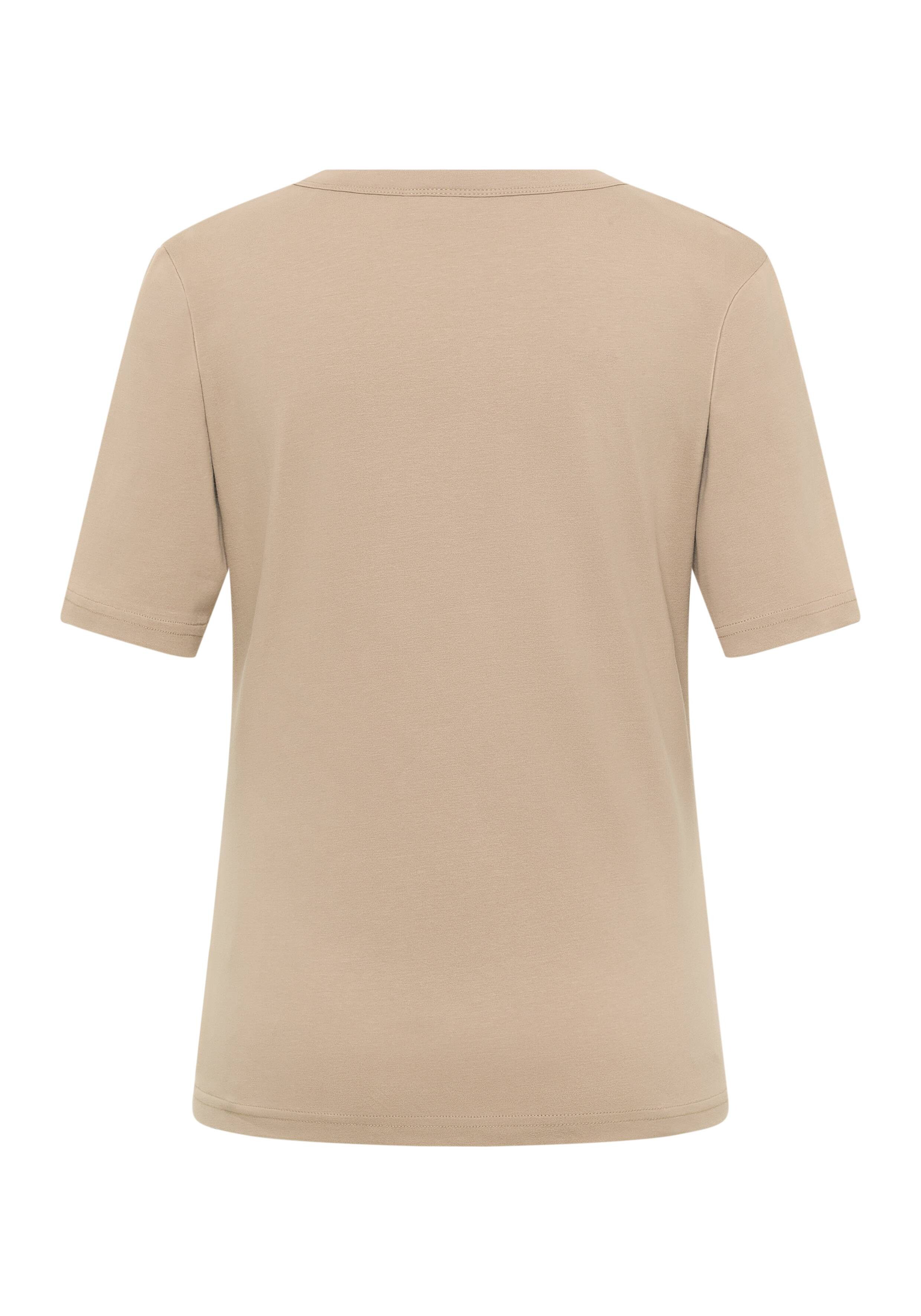 Rückansicht eines gemütlichen beige kurzärmeligen Freizeit-T-Shirts für Damen.