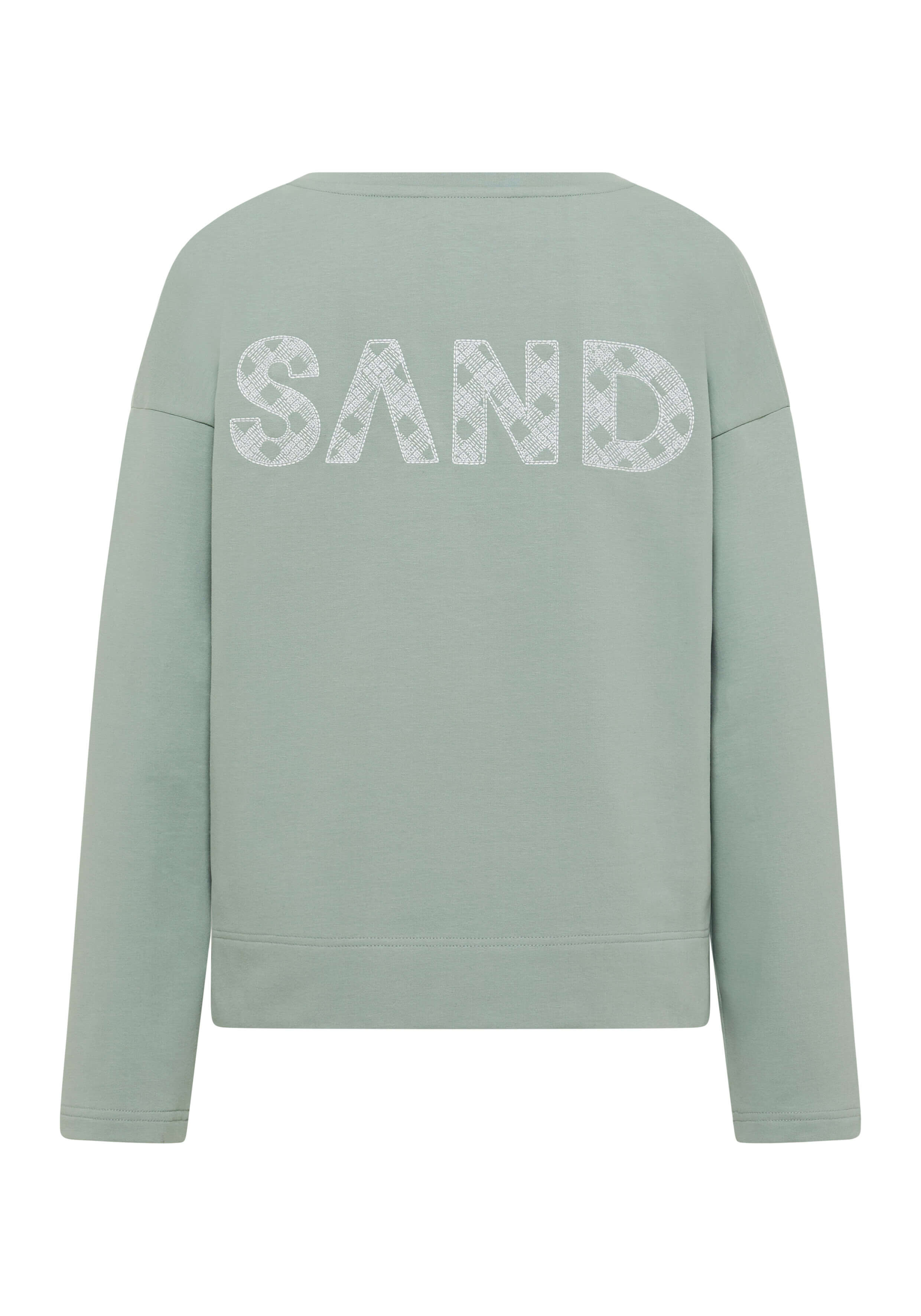 Salbeigrünes ELBSAND-Sweatshirt mit weiß gemustertem SAND-Schriftzug auf der Rückseite.