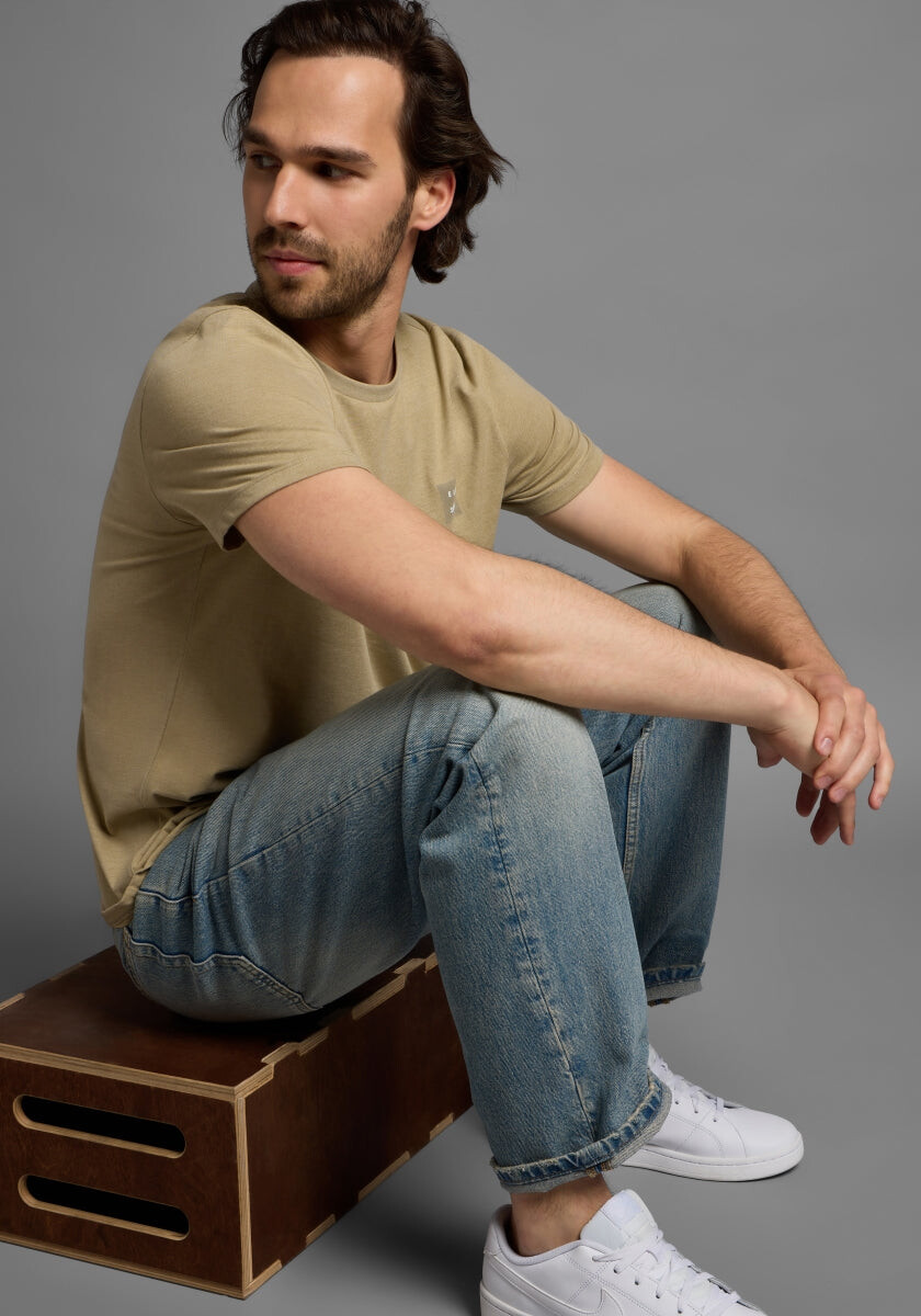 Tio T-Shirt regular fit von Elbsand in Desert Brown Melange