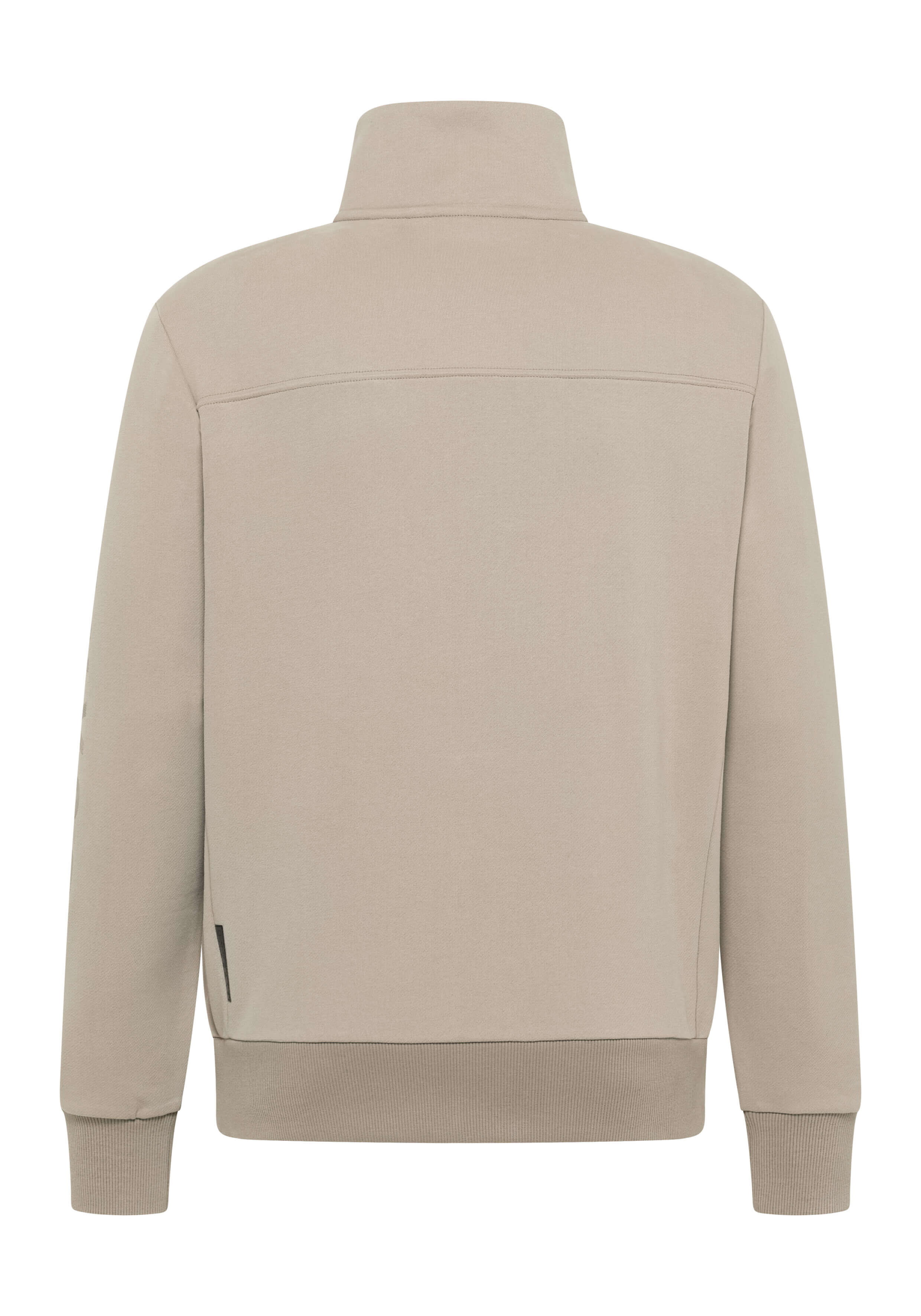 Rückansicht einer beigefarbenen Freizeitjacke mit Reißverschluss, hohem Kragen und gerippten Bündchen.