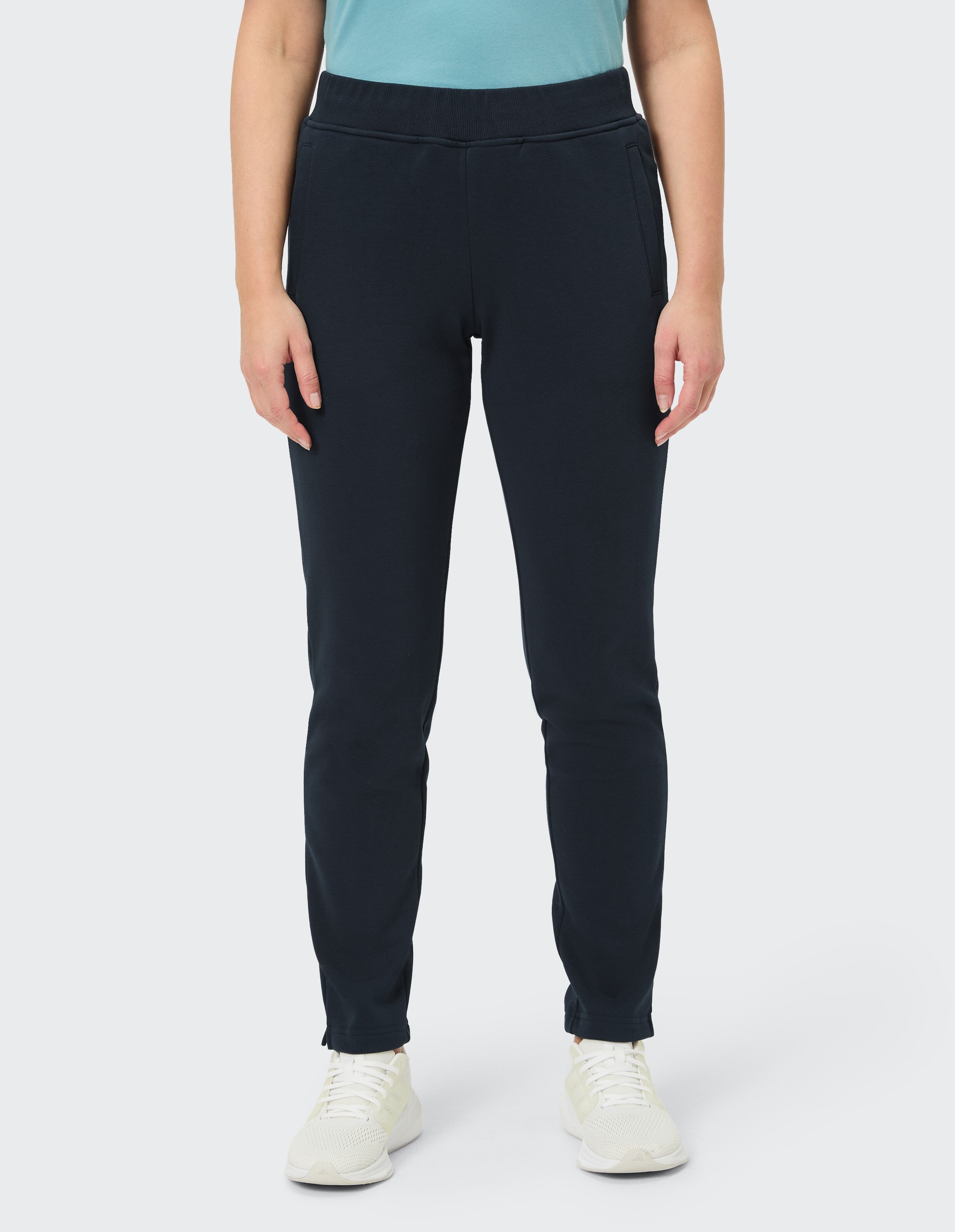 Dunkelblaue Jogginghose mit elastischem Bund und geradem Bein, ideal für Freizeit oder Sport, aus weichem, bequemem Stoff.