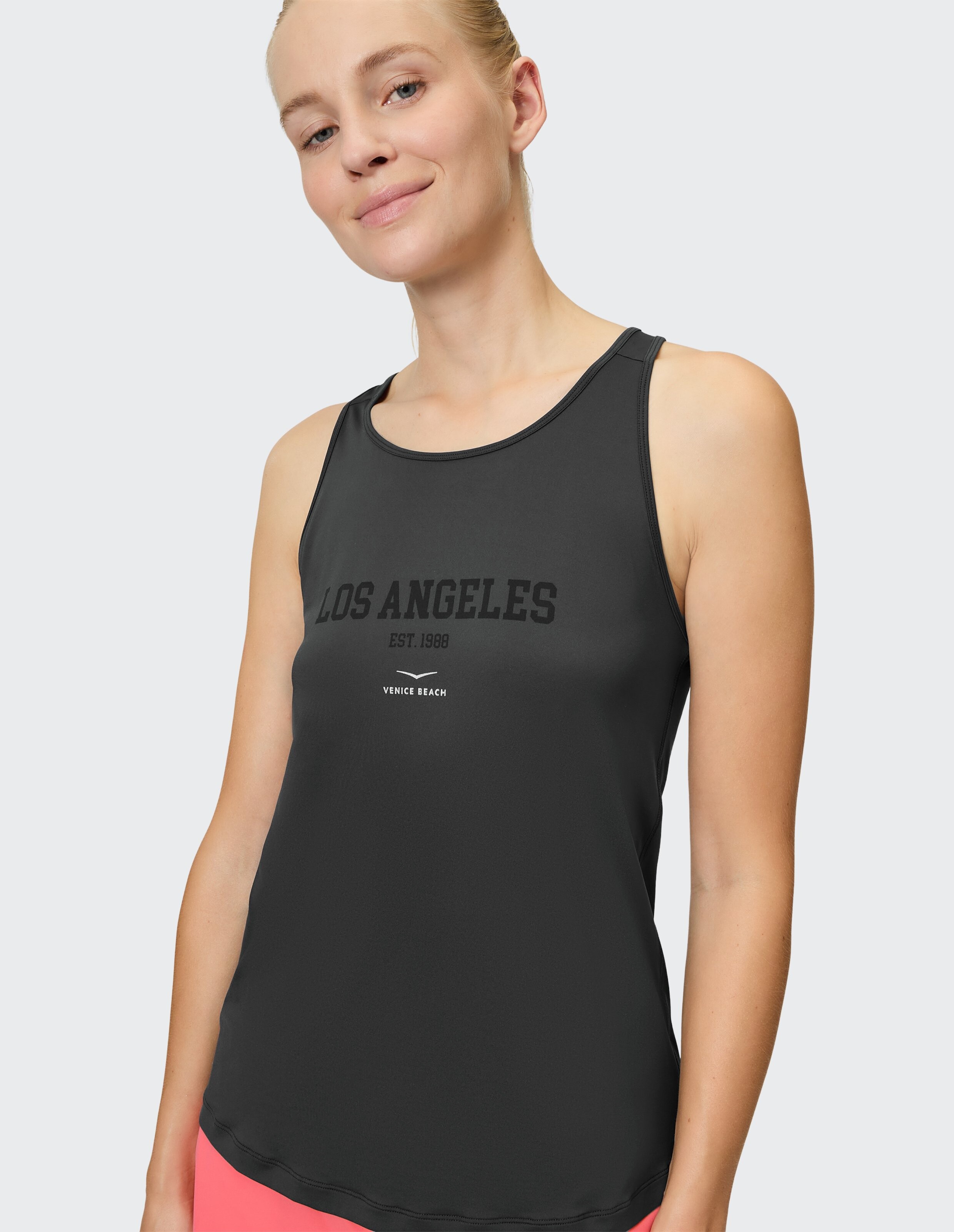 Schwarzes Tanktop mit „Los Angeles“-Aufdruck, perfekt für Freizeitkleidung und zum Entspannen.