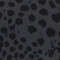 Nahaufnahme eines schwarzen Stoffes mit dezentem Leopardenmuster, ideal für Freizeitkleidung.