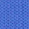 Nahaufnahme einer blauen Stoffstruktur mit weichem, kuscheligem Strickmuster für Freizeitkleidung.
