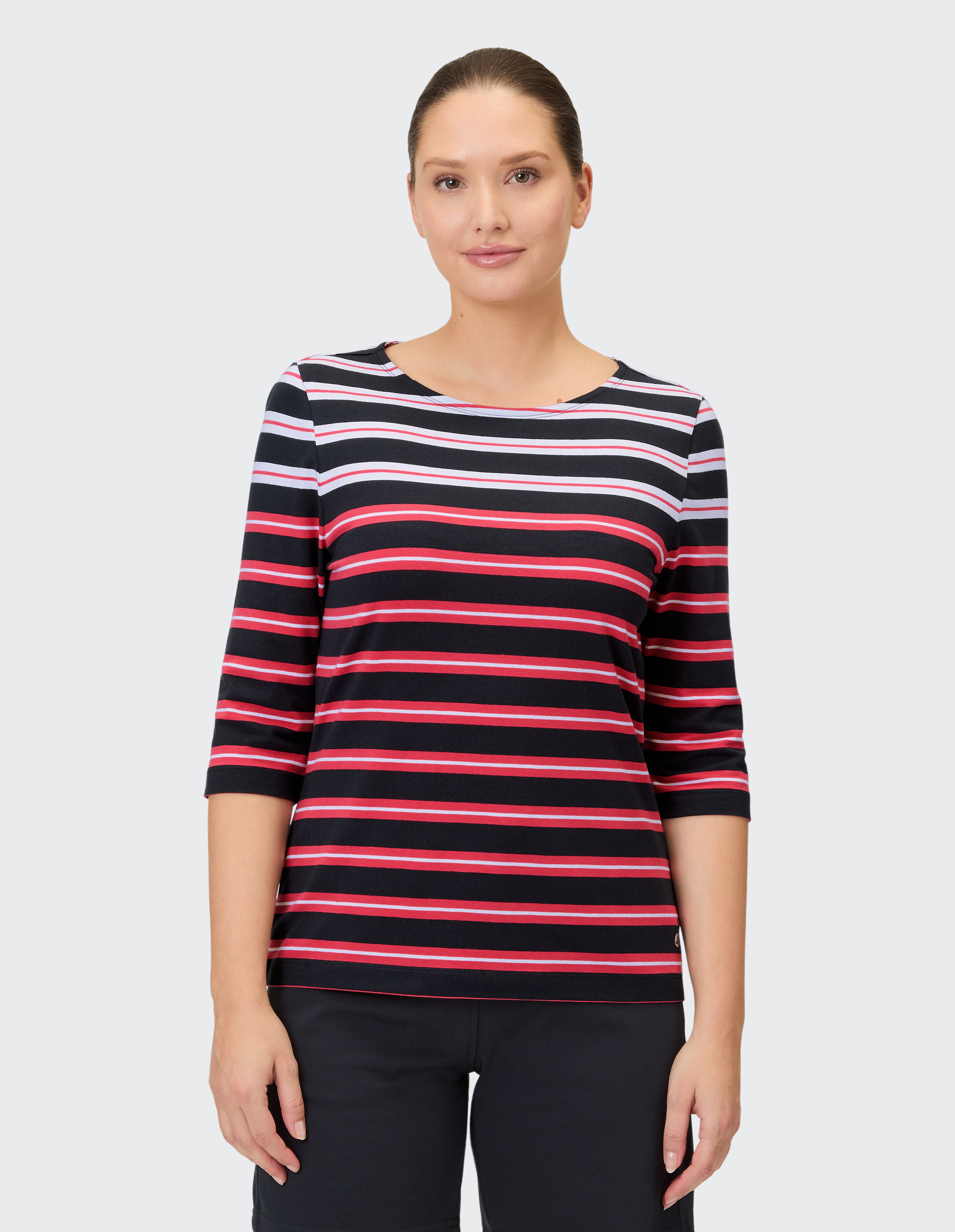 Gestreiftes Freizeitoberteil für Damen in Schwarz, Rosa und Weiß, perfekt für entspannte Ausflüge.
