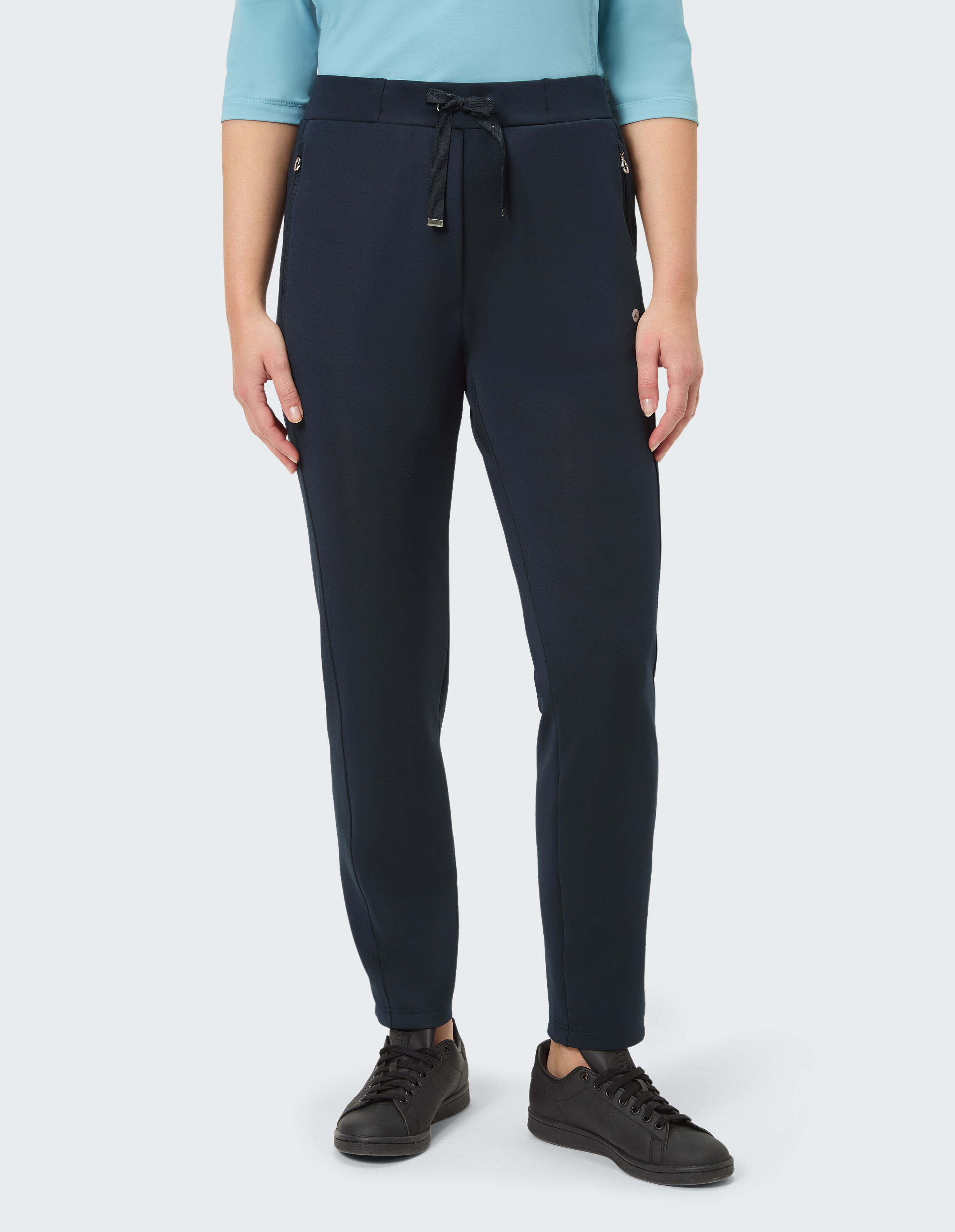Marineblaue Freizeithose mit Kordelzug in der Taille, perfekt für bequemes Tragen im Alltag.