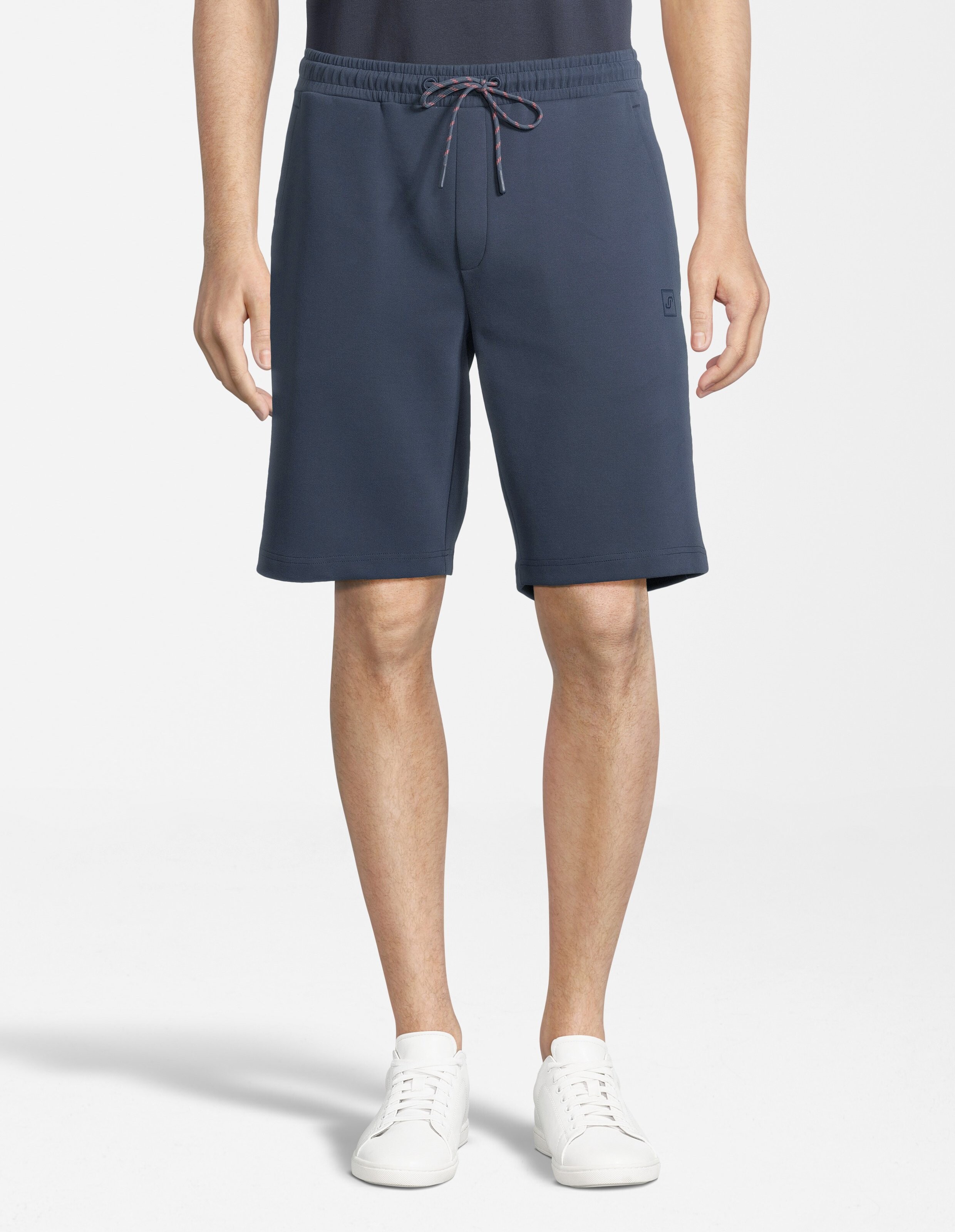 Marineblaue Freizeitshorts für Herren mit Kordelzug, perfekt zum Faulenzen oder für Freizeitausflüge.