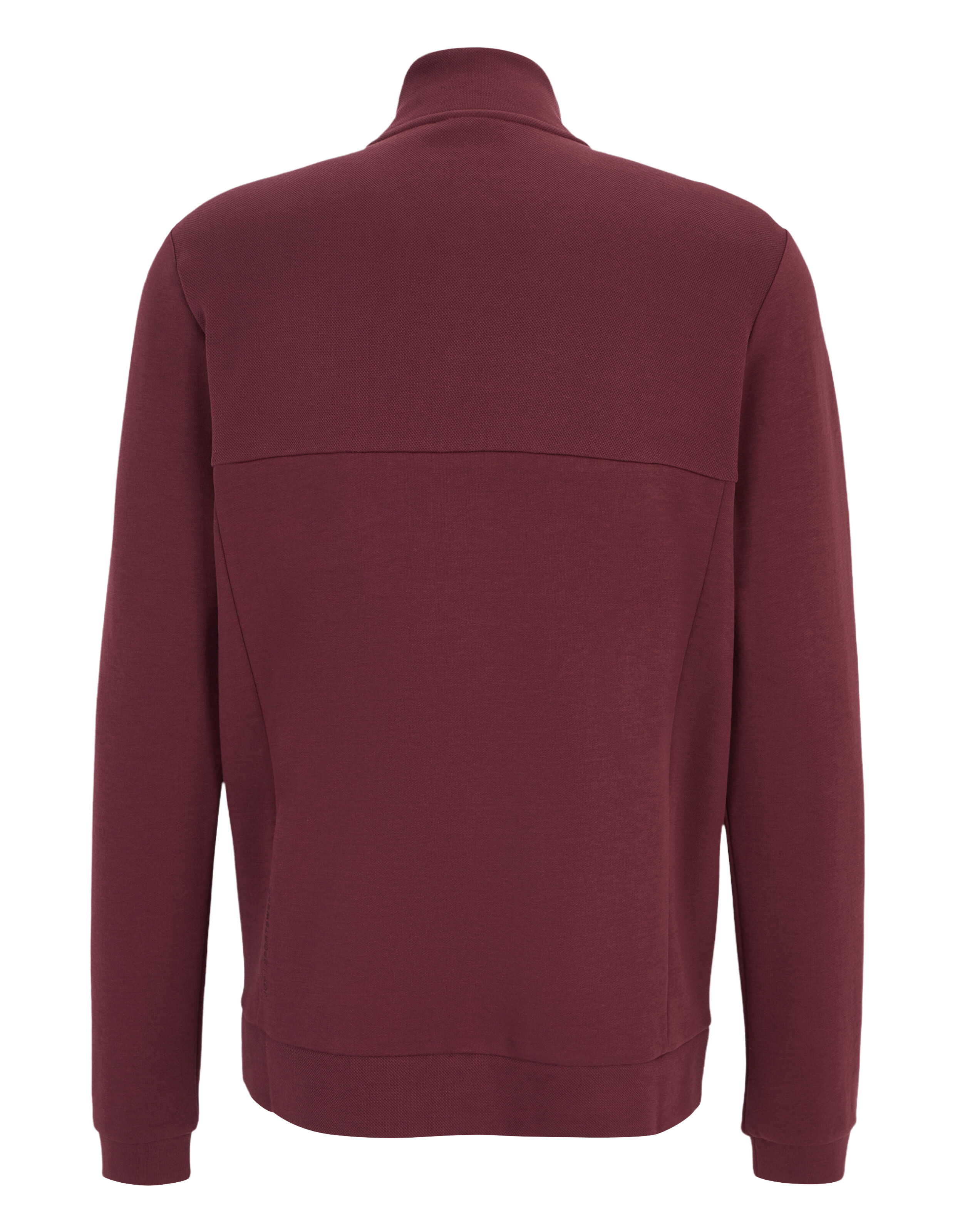Bordeauxfarbener Pullover mit hohem Kragen aus glattem Stoff, Rückansicht mit dezenten Nähten und gerippten Bündchen am Saum.