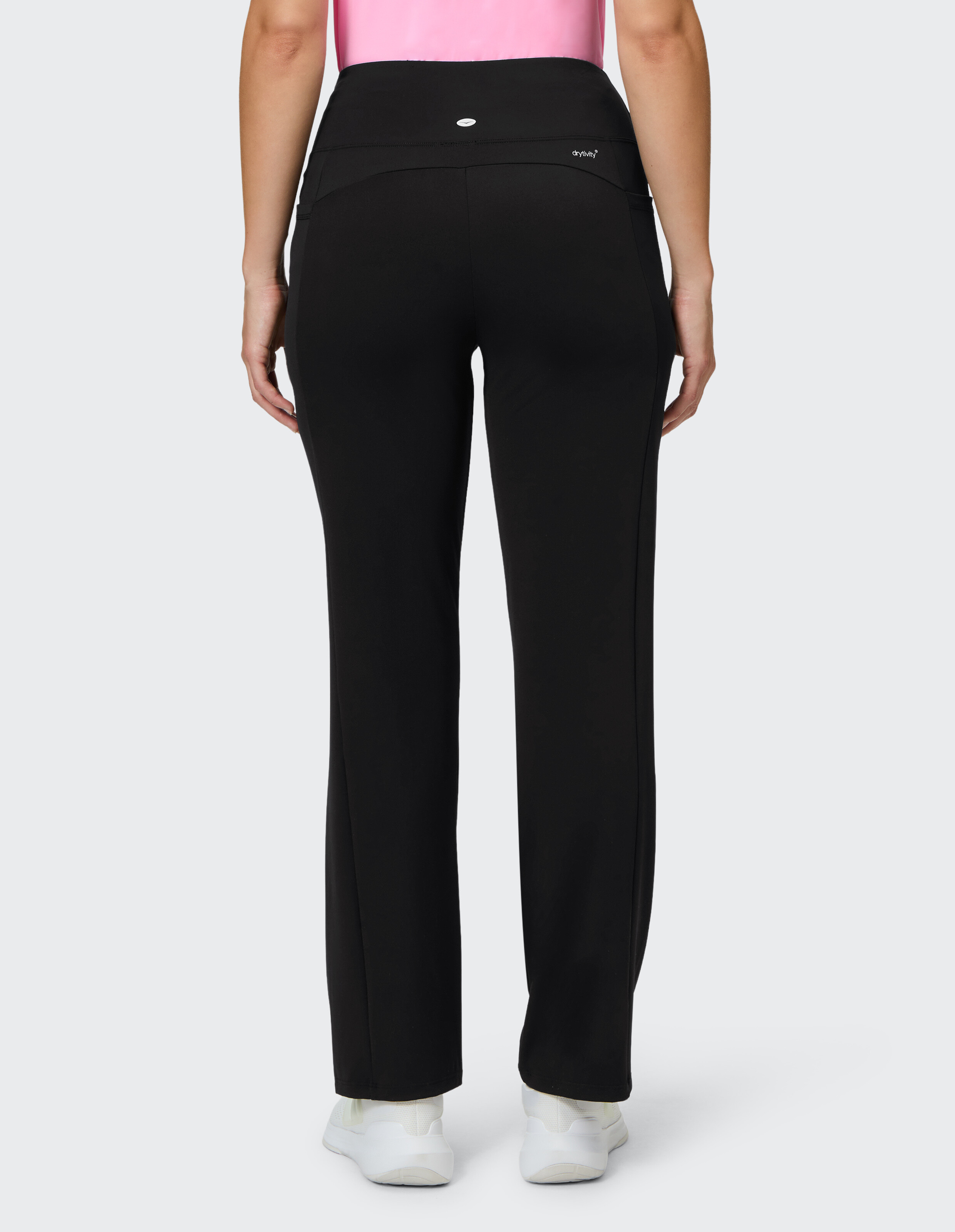 Rückansicht einer schwarzen Freizeithose mit bequemem Bund und sportlichem Design.