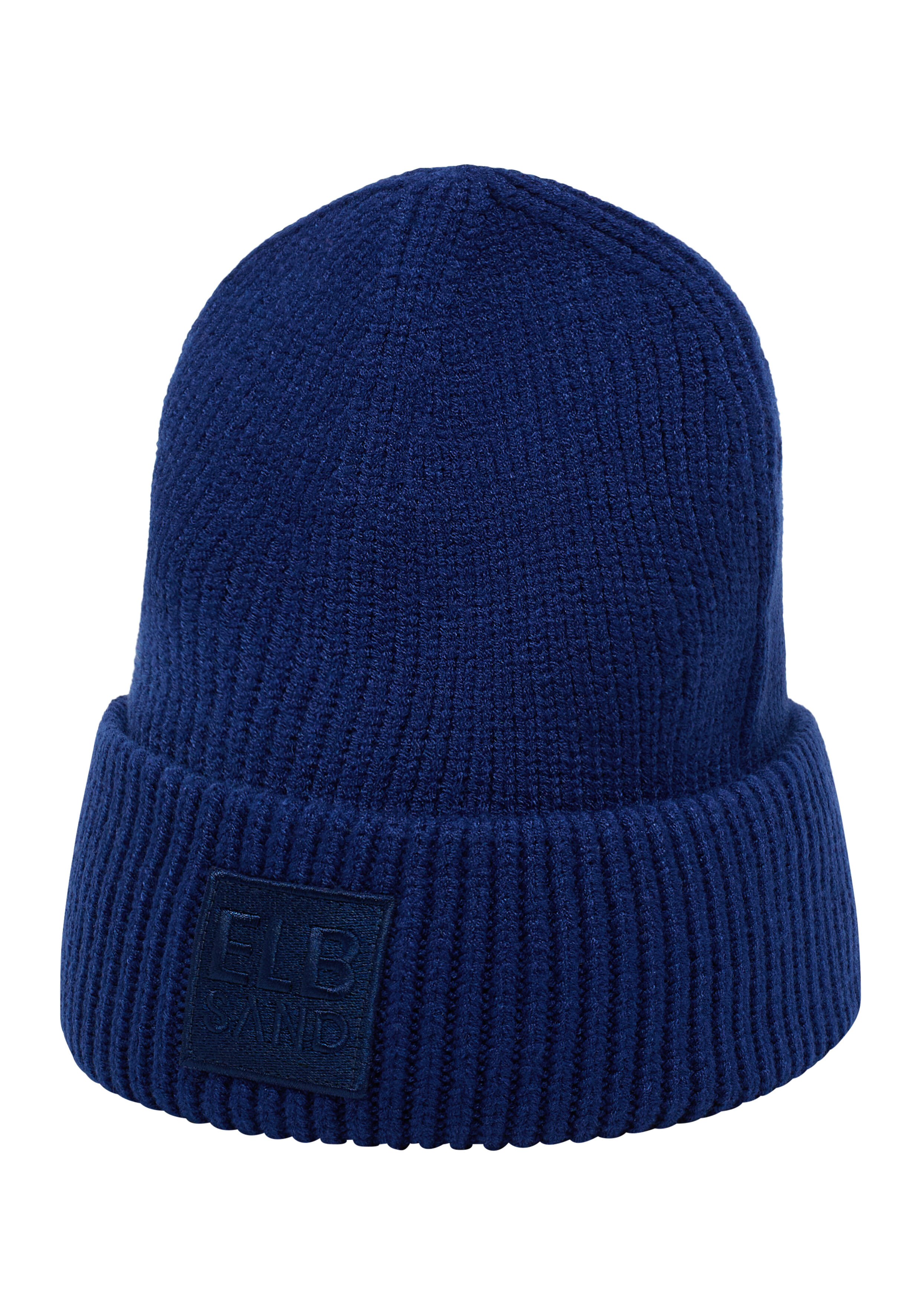 Gemütliche marineblaue Rippstrickmütze mit ELBSAND-Logo-Patch für lässigen Winter-Style.