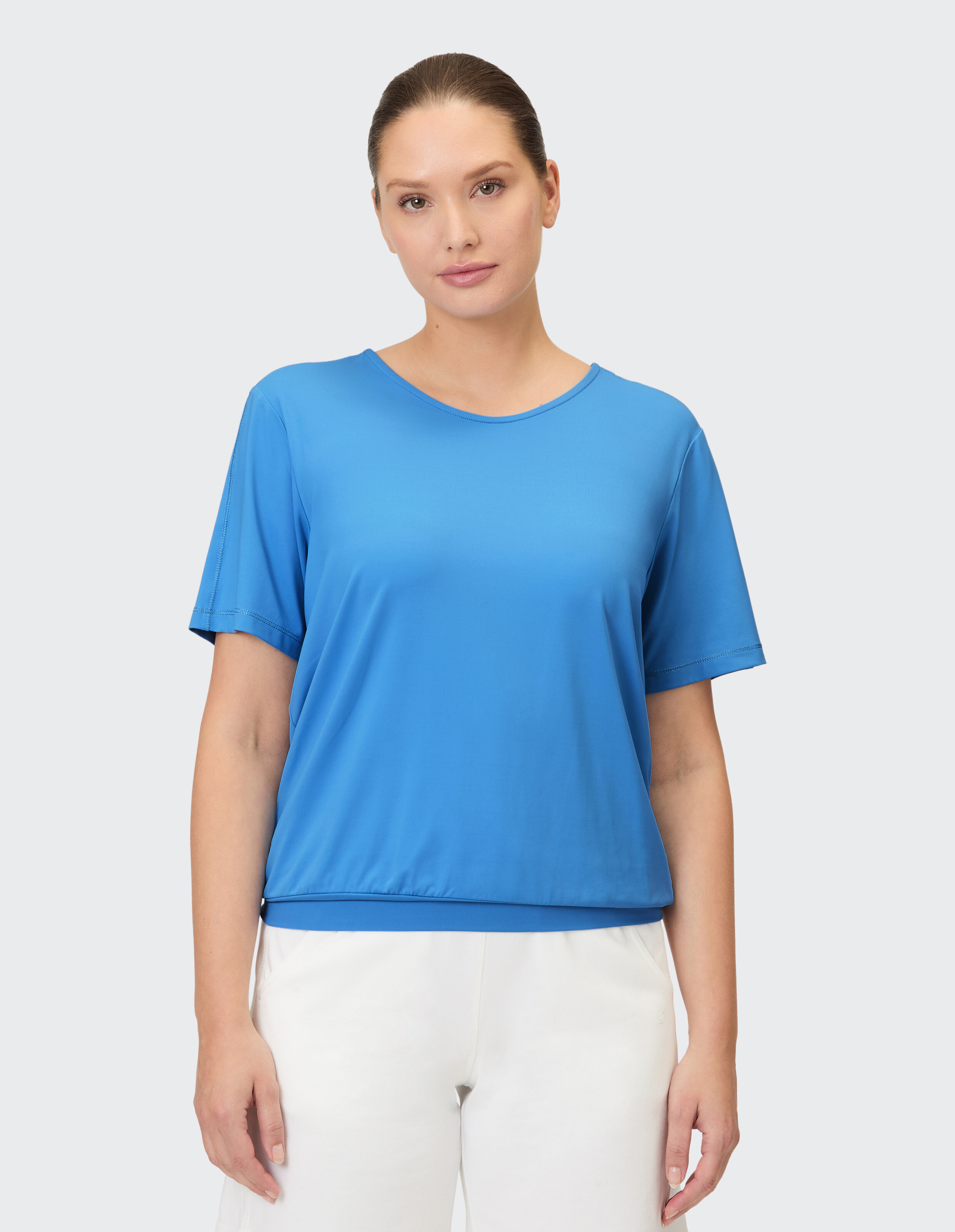 Lässiges blaues Kurzarm-Top mit entspannter Passform, perfekt für den Alltag.