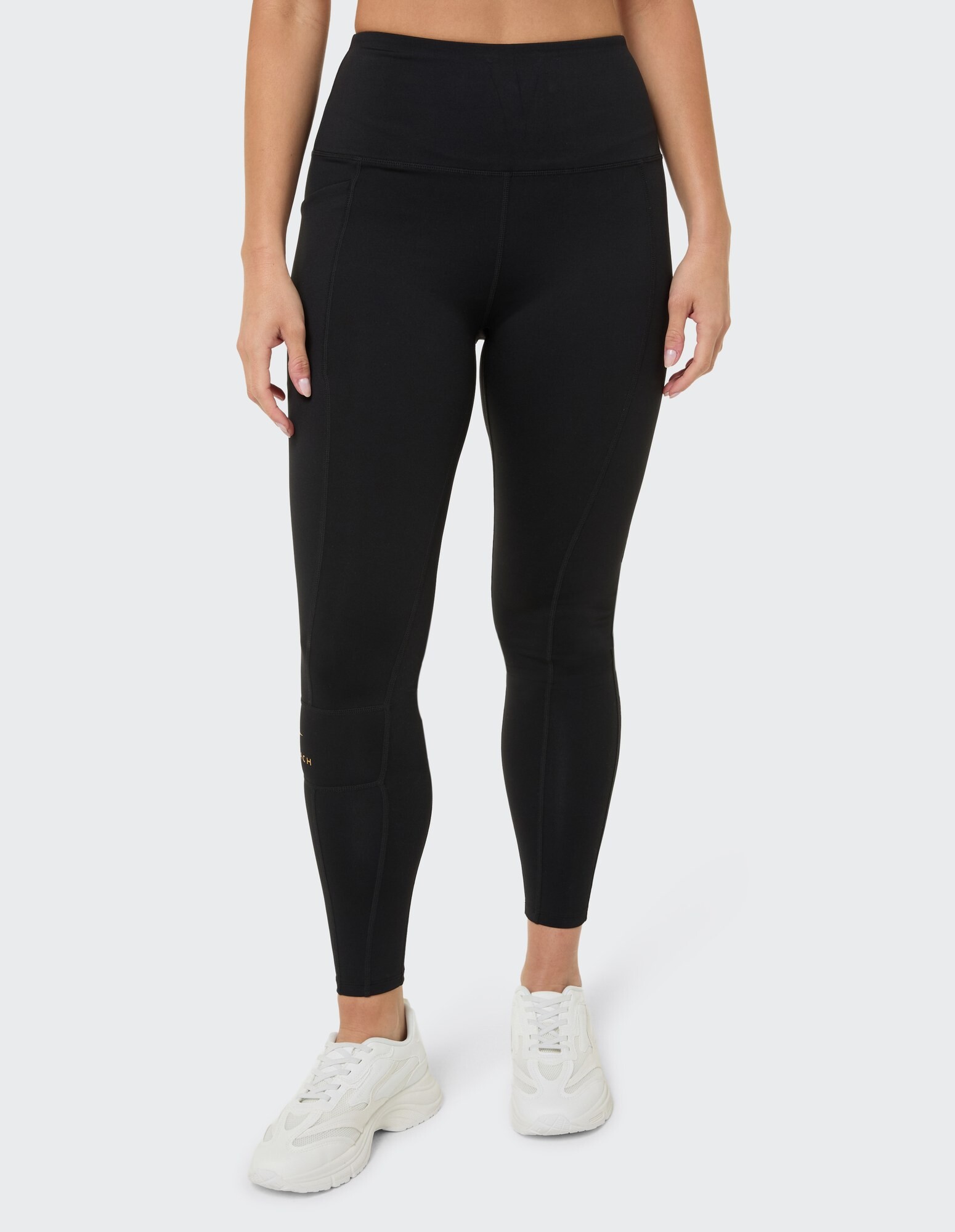 Schwarze Leggings mit hohem Bund für Damen, perfekt für Freizeitkleidung und Workouts.