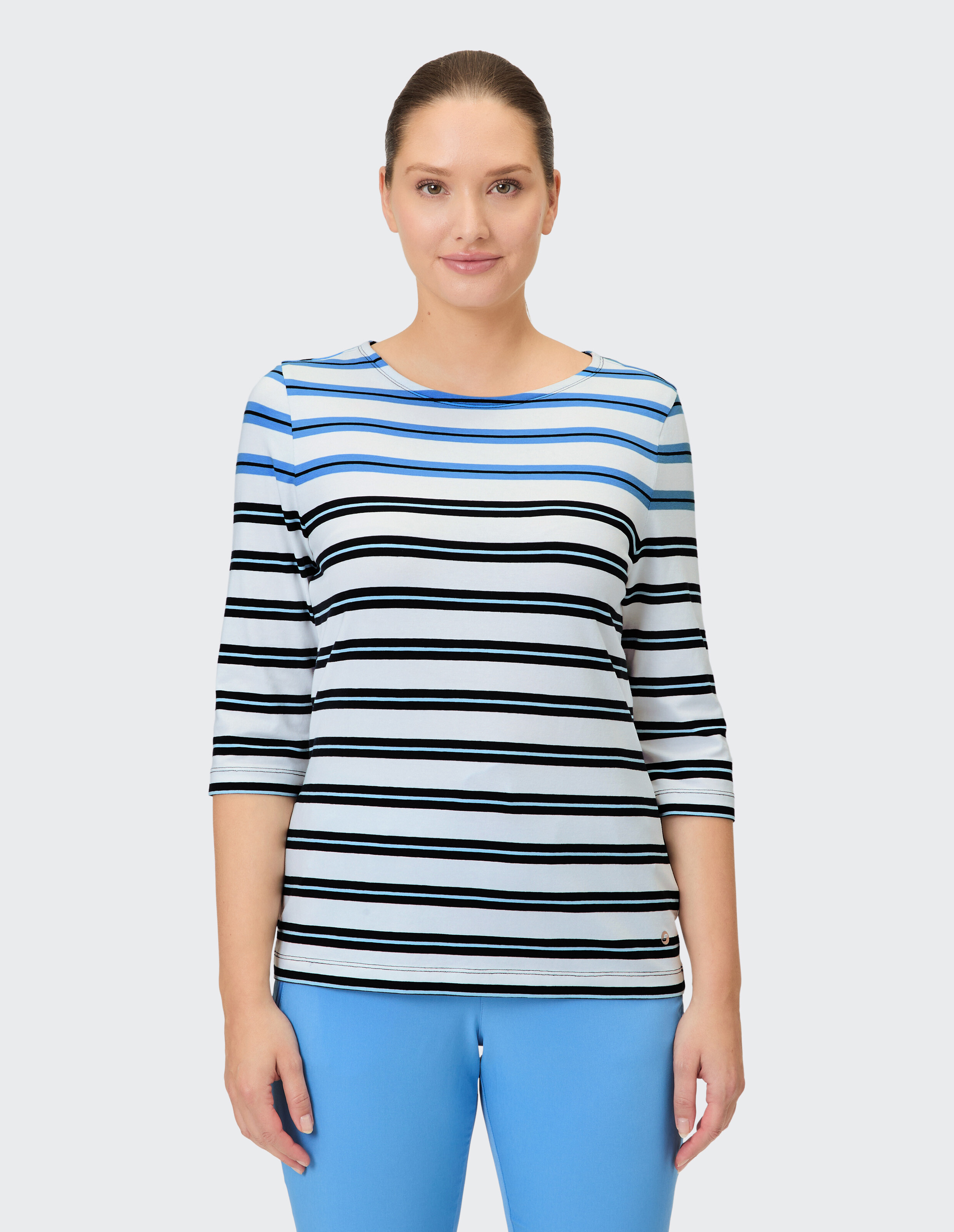 Gestreiftes Langarm-Top für Damen in Blau und Schwarz, perfekt für die Freizeit.
