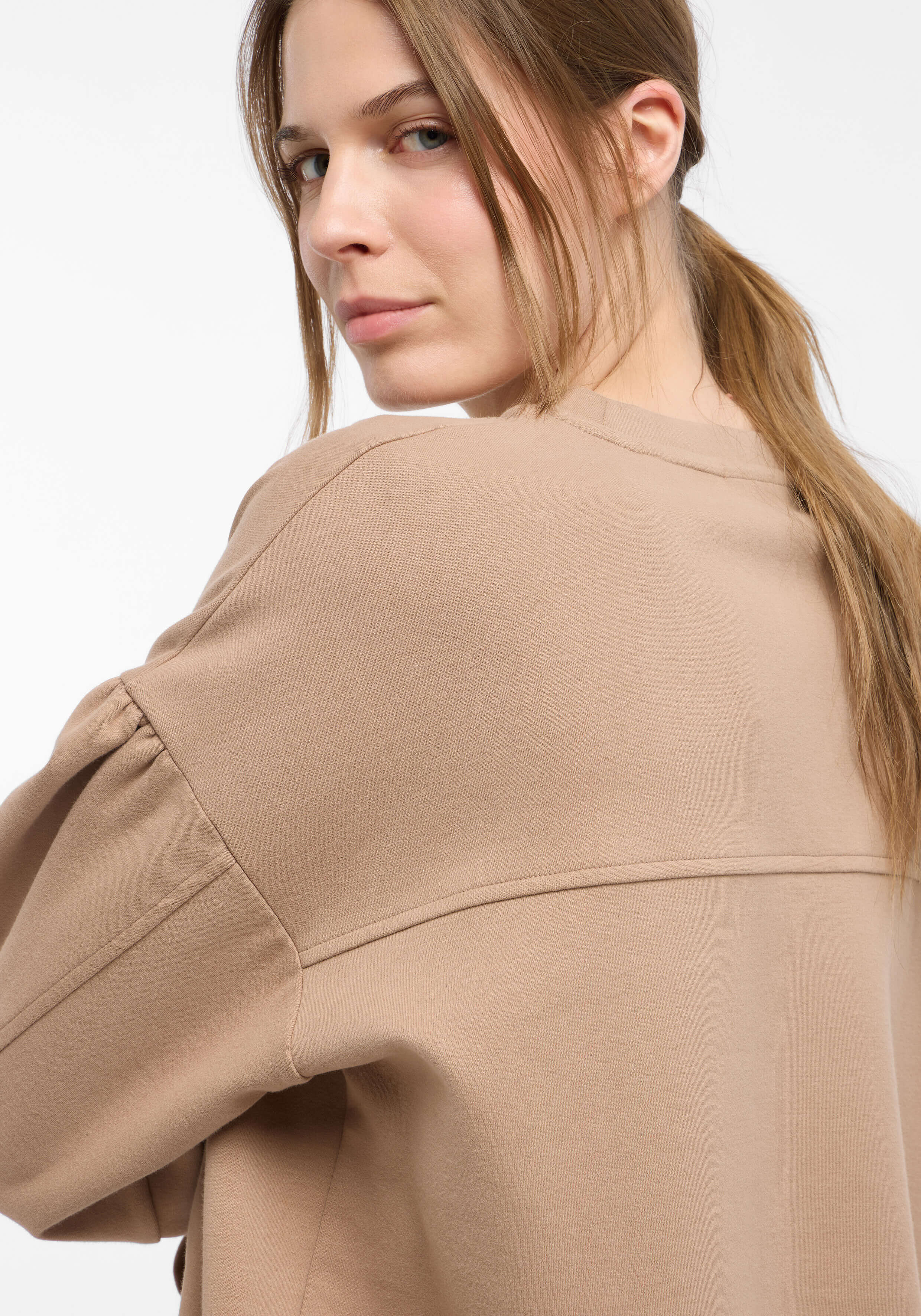 Qivi Sweatshirt