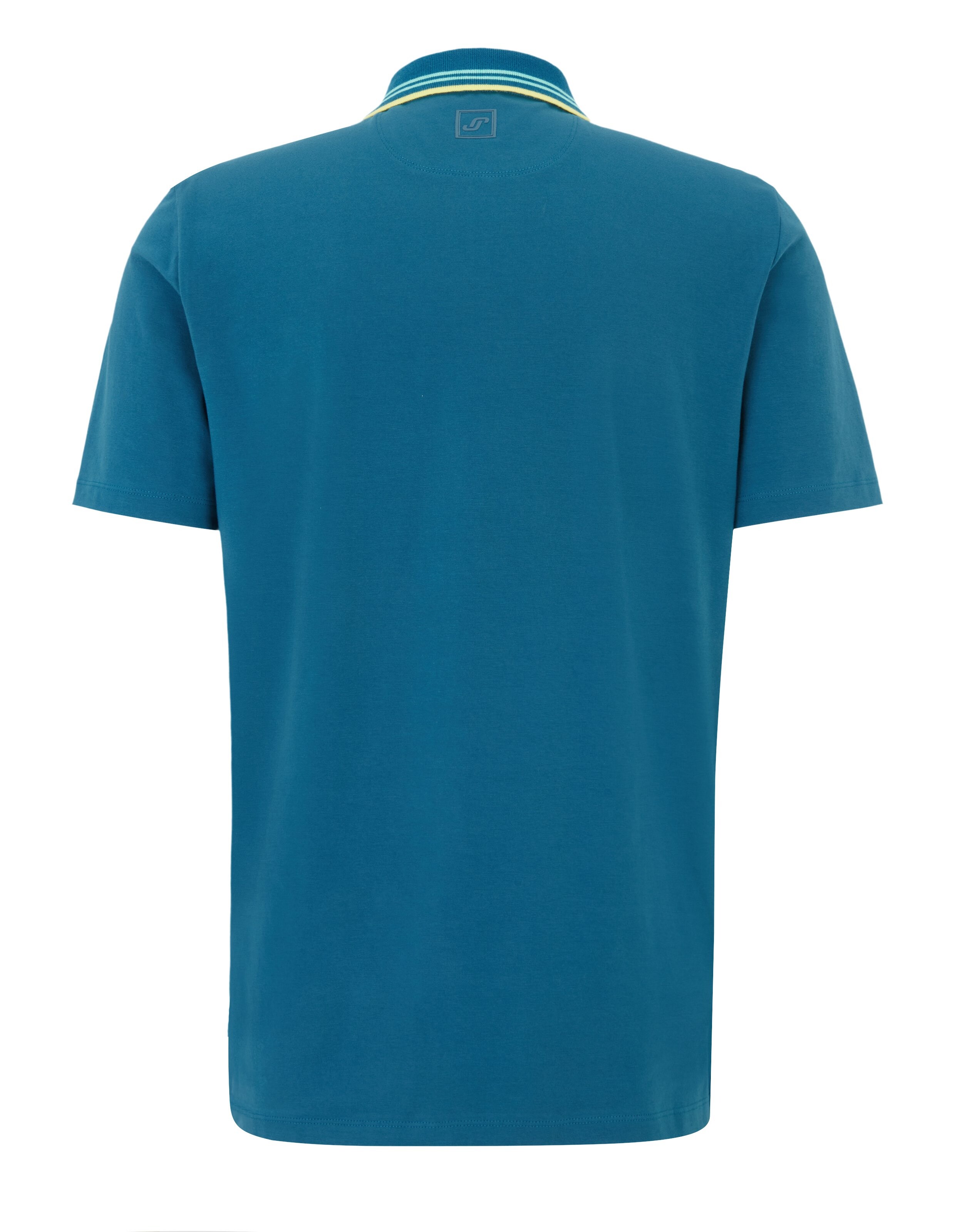 Türkises Poloshirt mit blau-gelbem Kragen, drei Knöpfen und dezentem Logo links auf der Brust.
