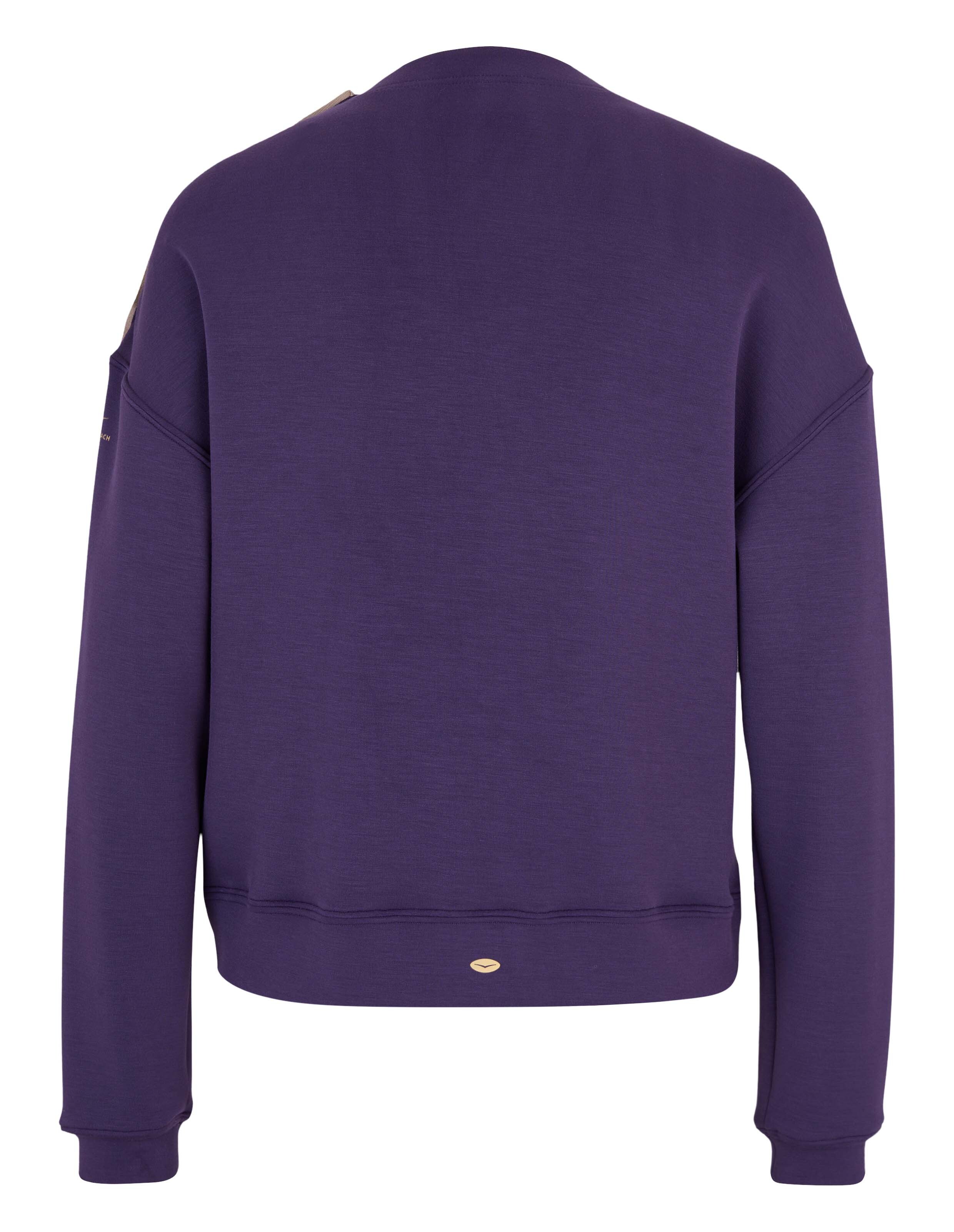 Rückansicht eines gemütlichen lilafarbenen ELBSAND-Freizeit-Sweatshirts mit kleinem Logo-Detail.