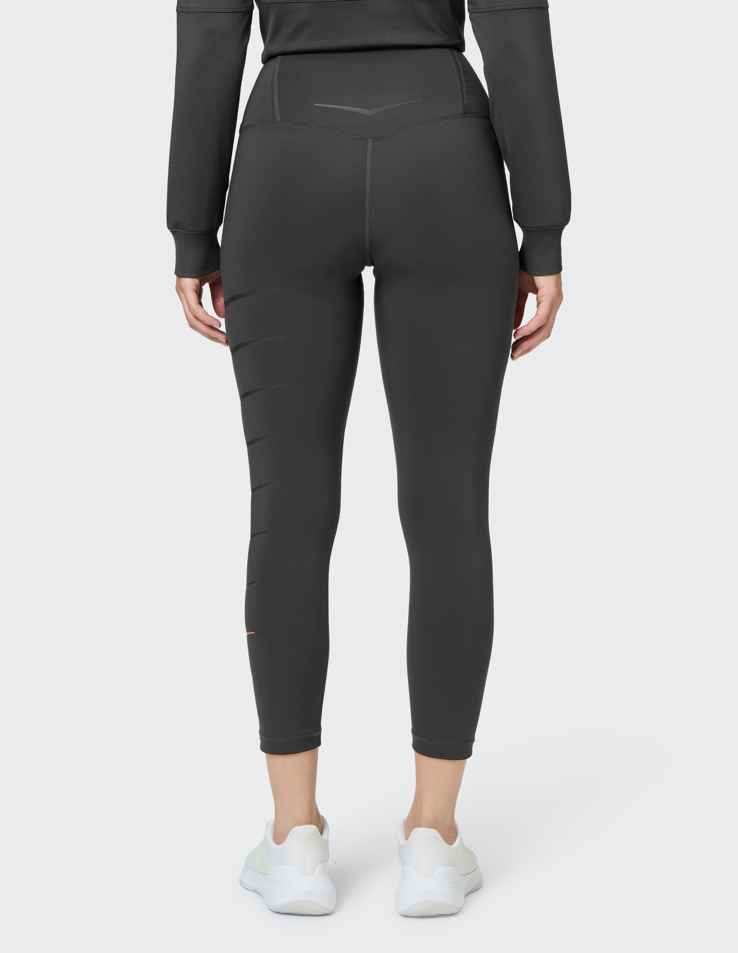 Rückansicht der Venice Beach 7/8-Tights Lexington in Dunkelgrau für Freizeitkleidung.