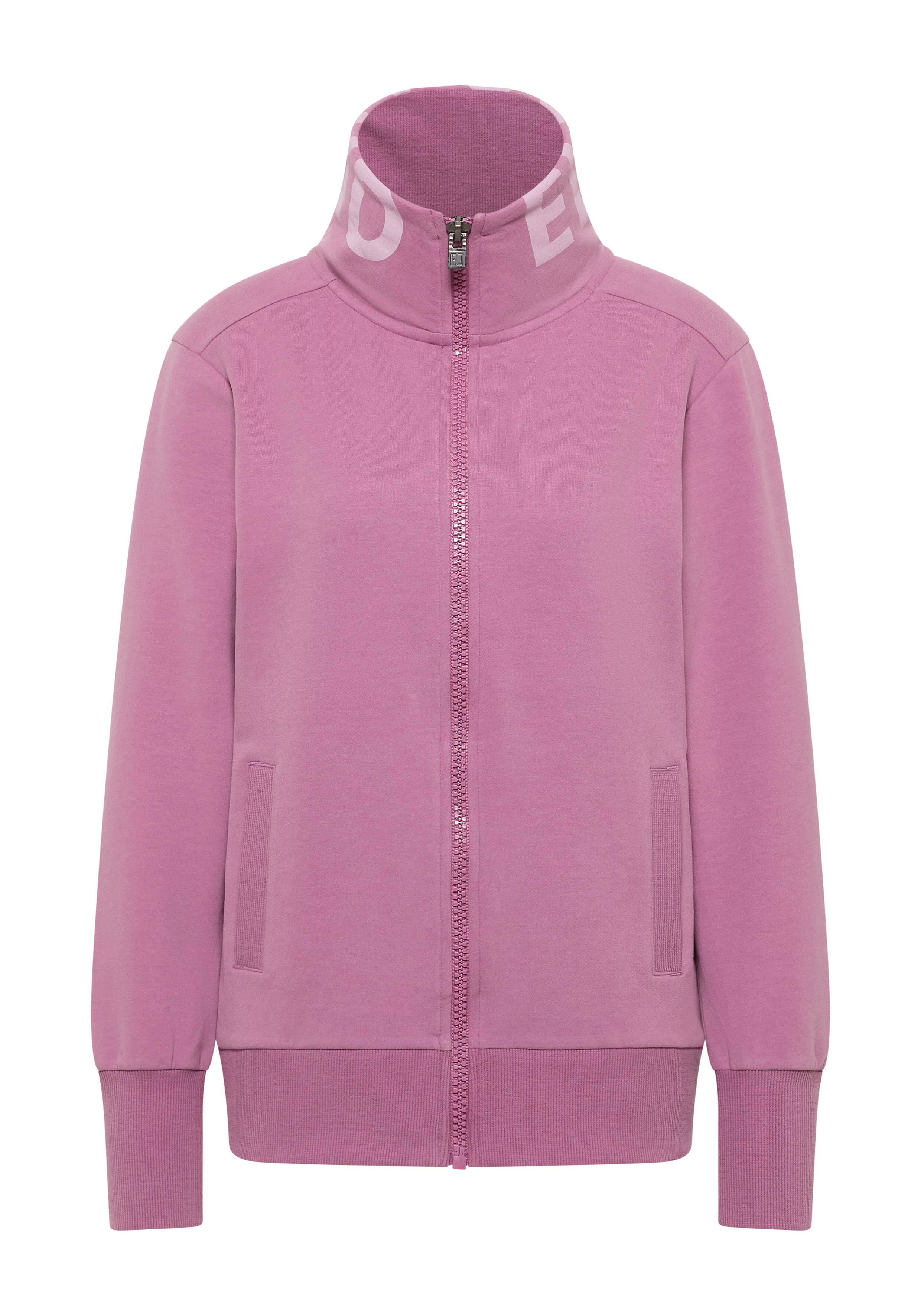Gemütliches rosafarbenes Sweatshirt mit Reißverschluss, hohem Kragen und Logo-Detail für Freizeitkleidung.