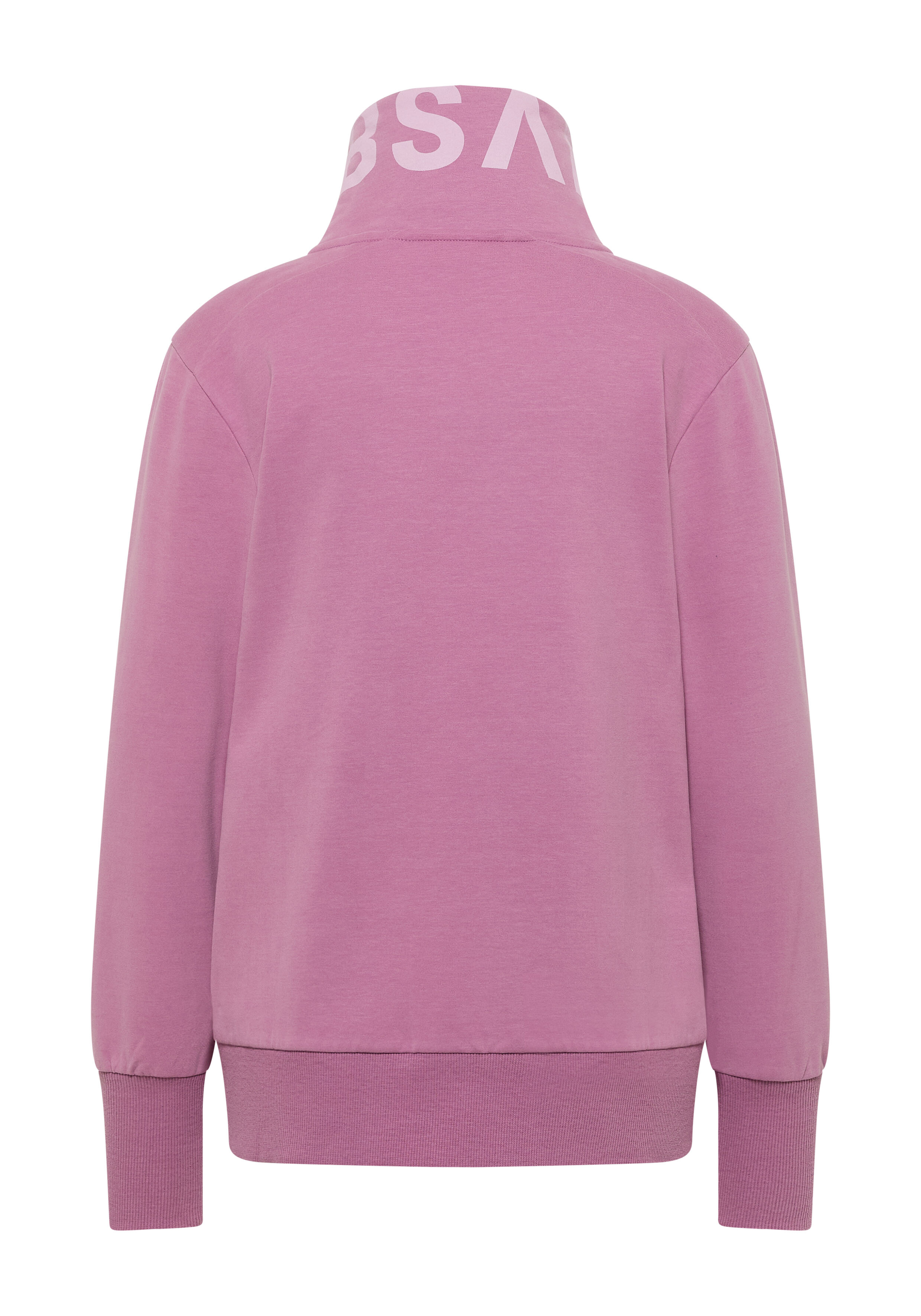 Rückansicht eines kuscheligen rosa ELBSAND-Sweatshirts mit hohem Kragen und Logo-Detail.