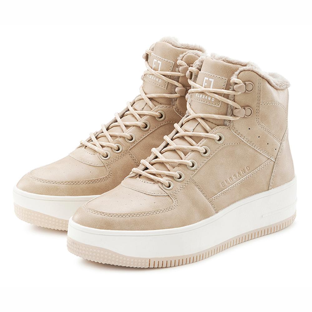 Beigefarbene High-Top-Sneaker mit Fellfutter, perfekt für Freizeitkleidung und Komfort.