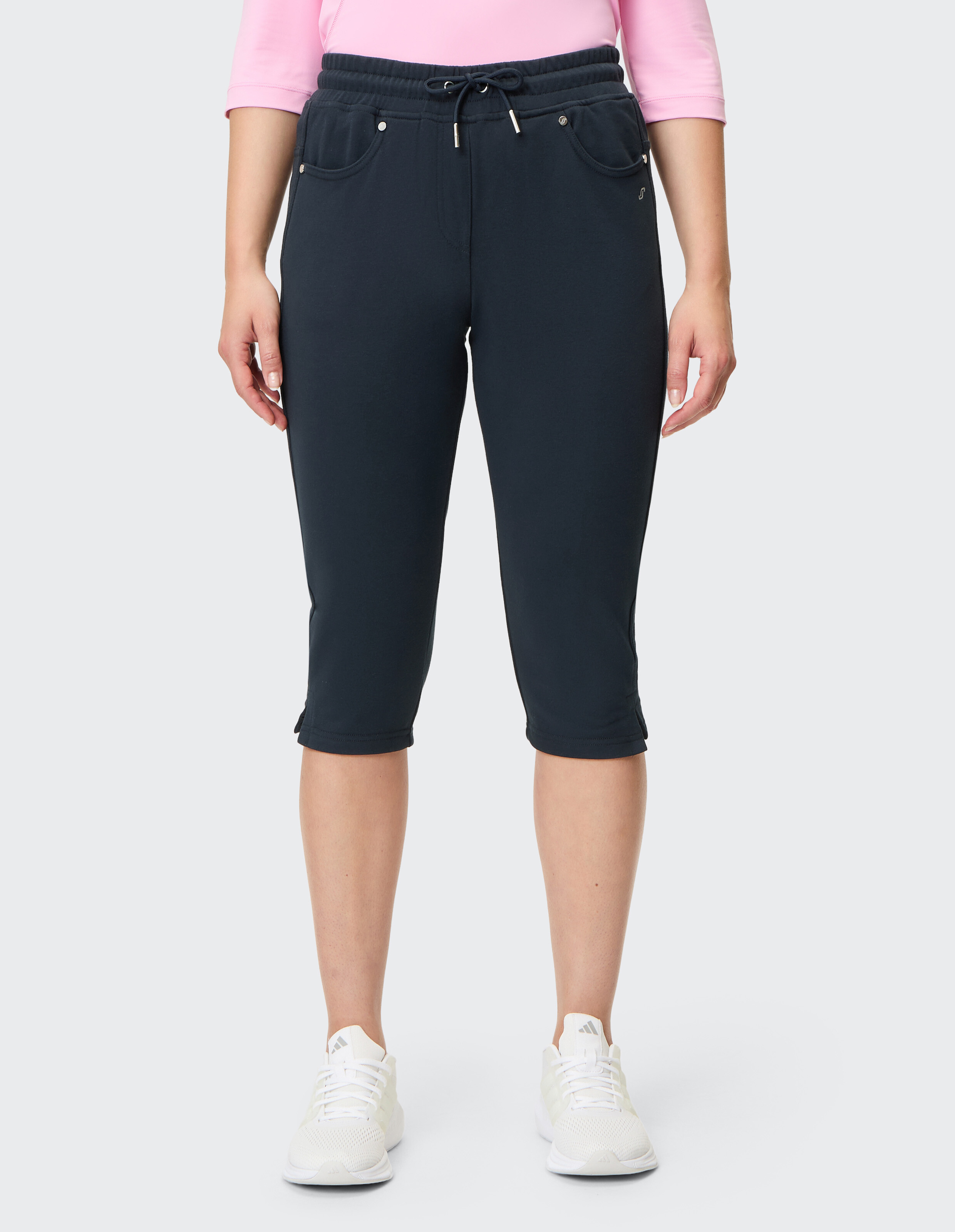 Marineblaue Caprihose für Damen mit Kordelzug in der Taille, perfekt für Freizeitkleidung.