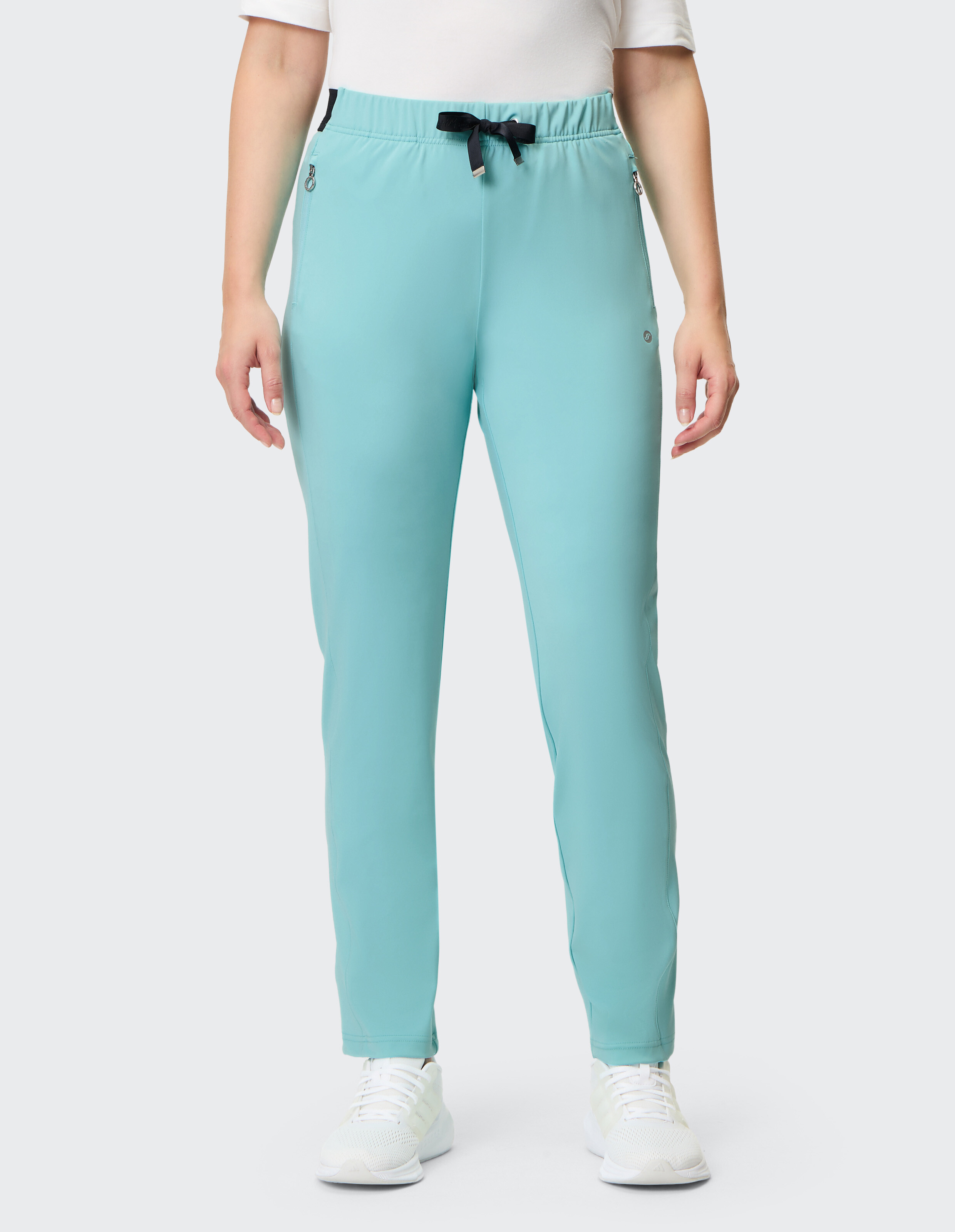 Hellblaue Freizeithose mit elastischem Bund und Seitentaschen, perfekt zum Entspannen.